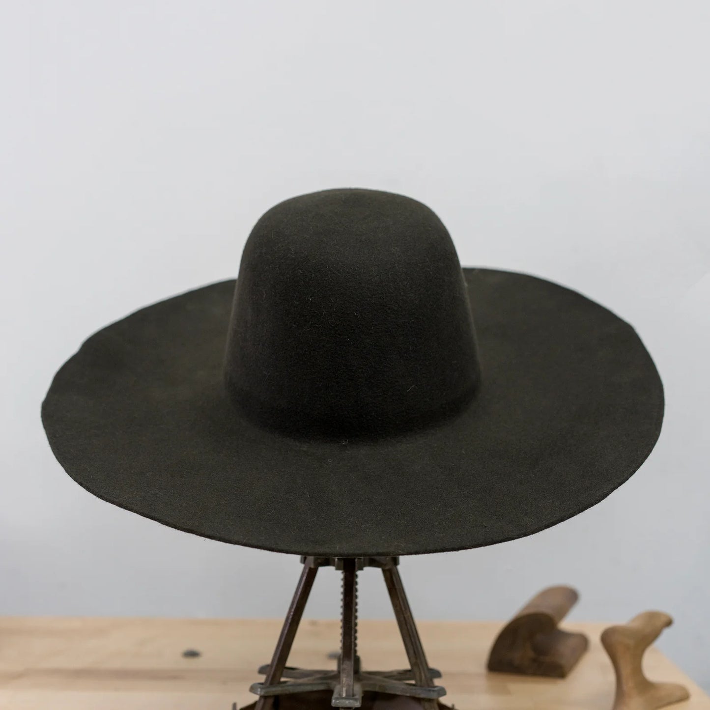 ekedie Westernhat 230gr - Heavy & Duarbale